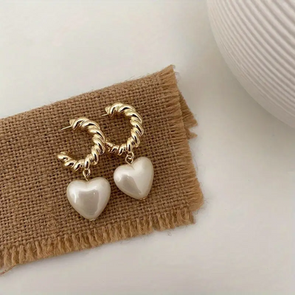 Retro Heart Pendant Earrings