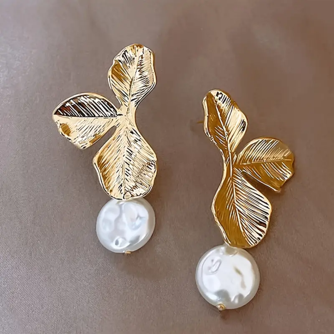 Unique Irregular Petal Shape Earring